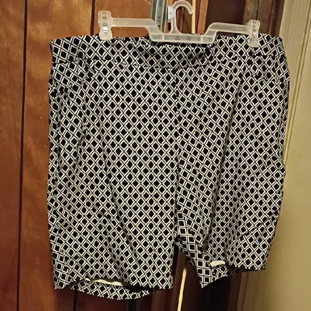 George Monochrome Diamond Pattern Shorts